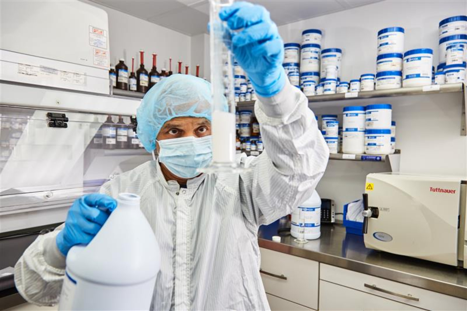 man making medical drugs