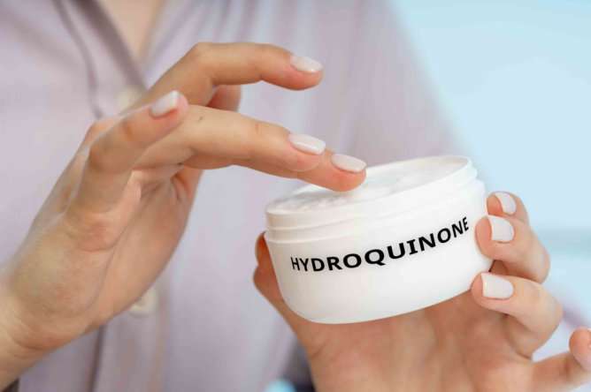 hydroquinone-for-dark-spots-does-it-work